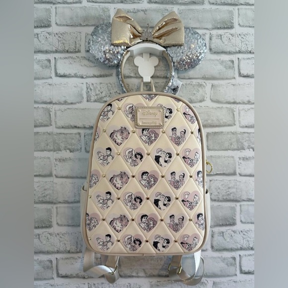 Red Character Wall Hook for Disney ears and Loungefly bag. Made by a 3D Printer. - Picture 4 of 4